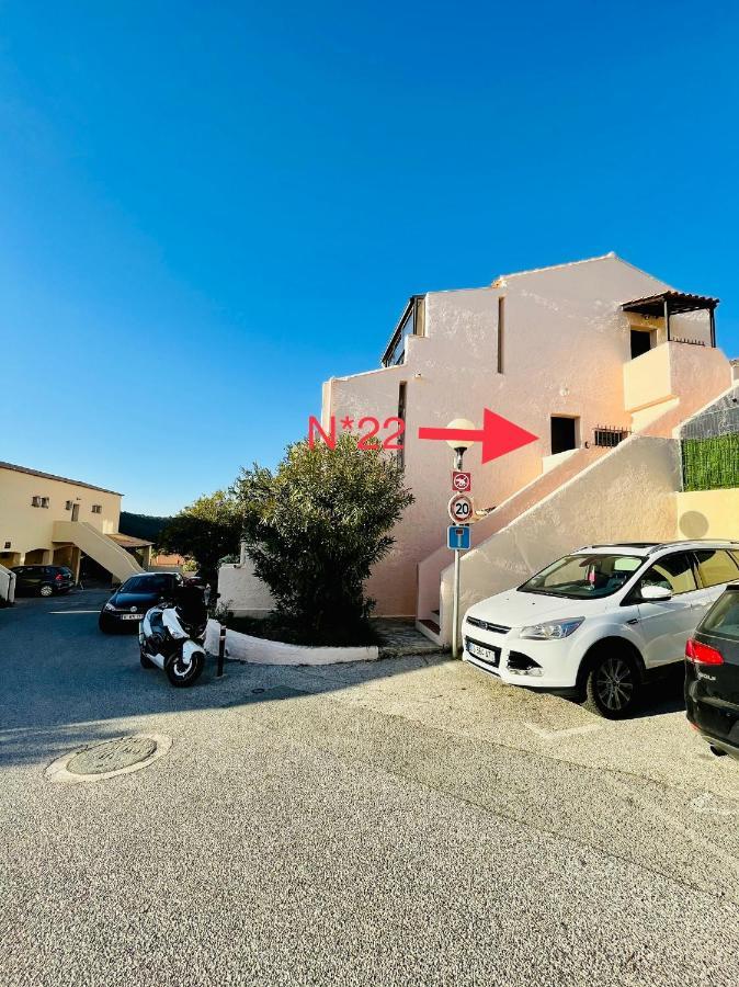 Superbe T2 Avec Vue Mer Et Piscine La Croix-Valmer Exterior foto